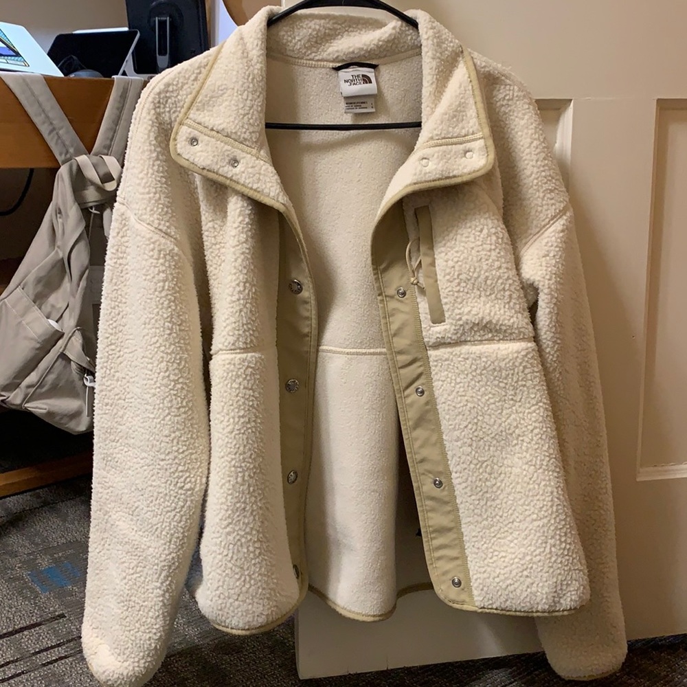 The NorthFace Women’s Cragmont Fleece Jacket